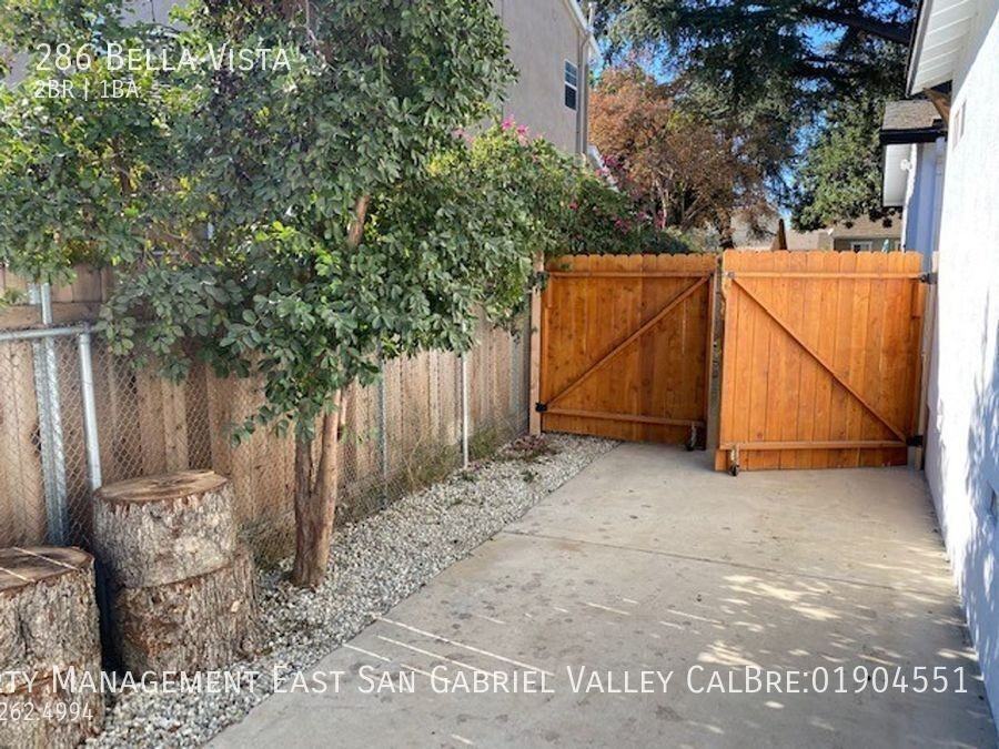 286 Bella Vista Ave - Photo 4 of 16