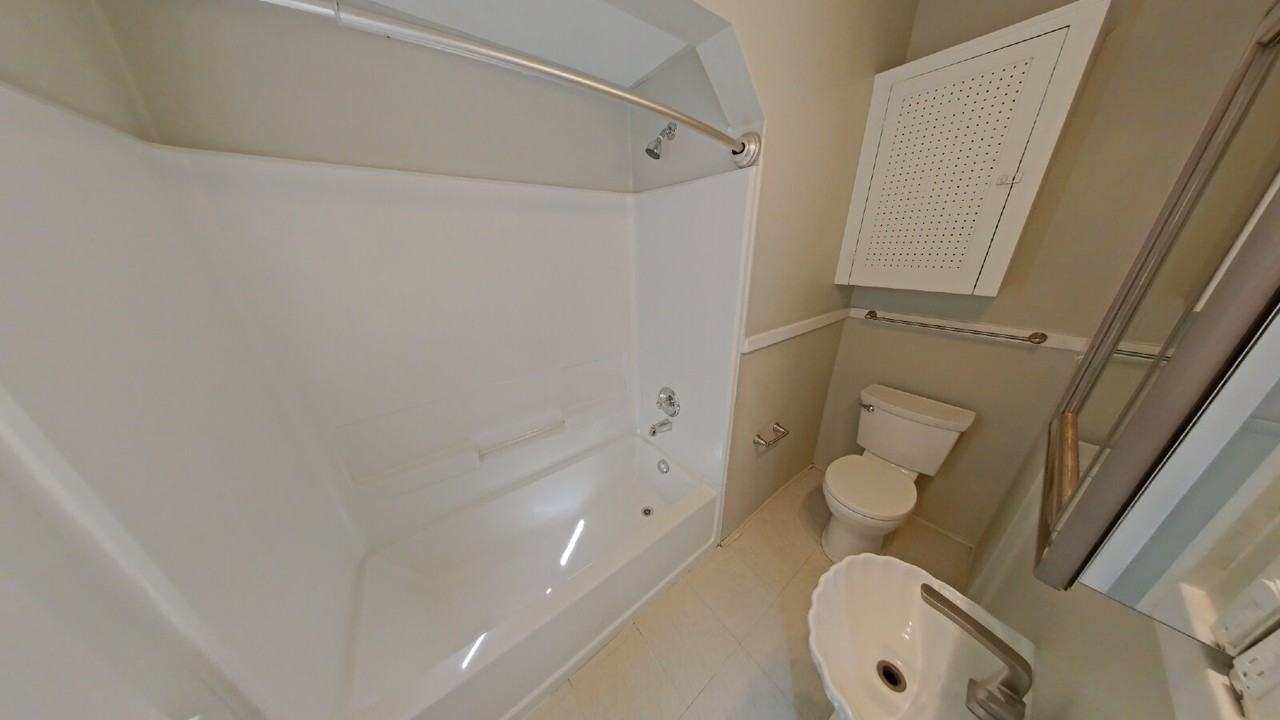 32 Lincoln St #3 - Photo 5 of 5