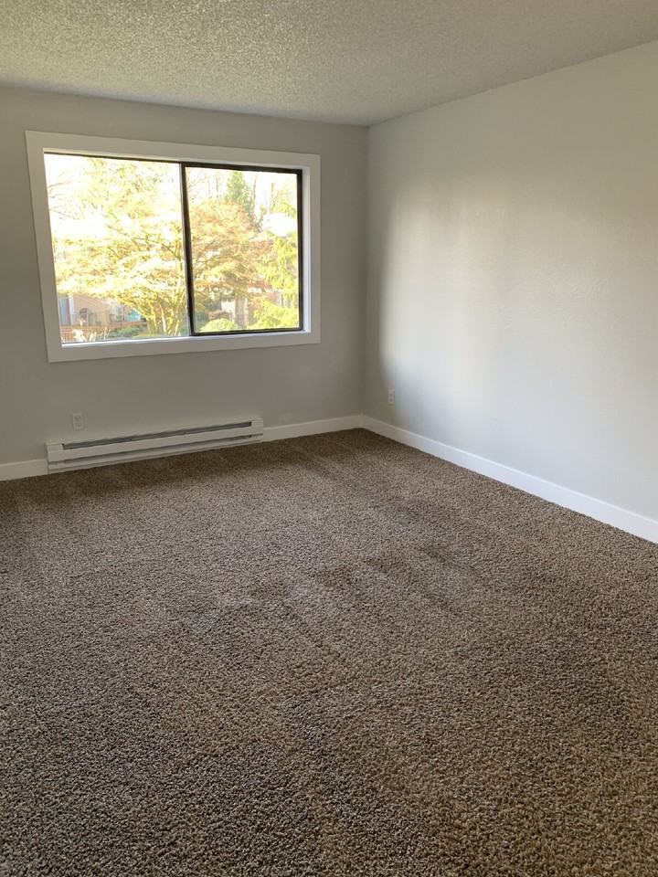 1816 Maple Ln Apt F38 - Photo 2 of 17