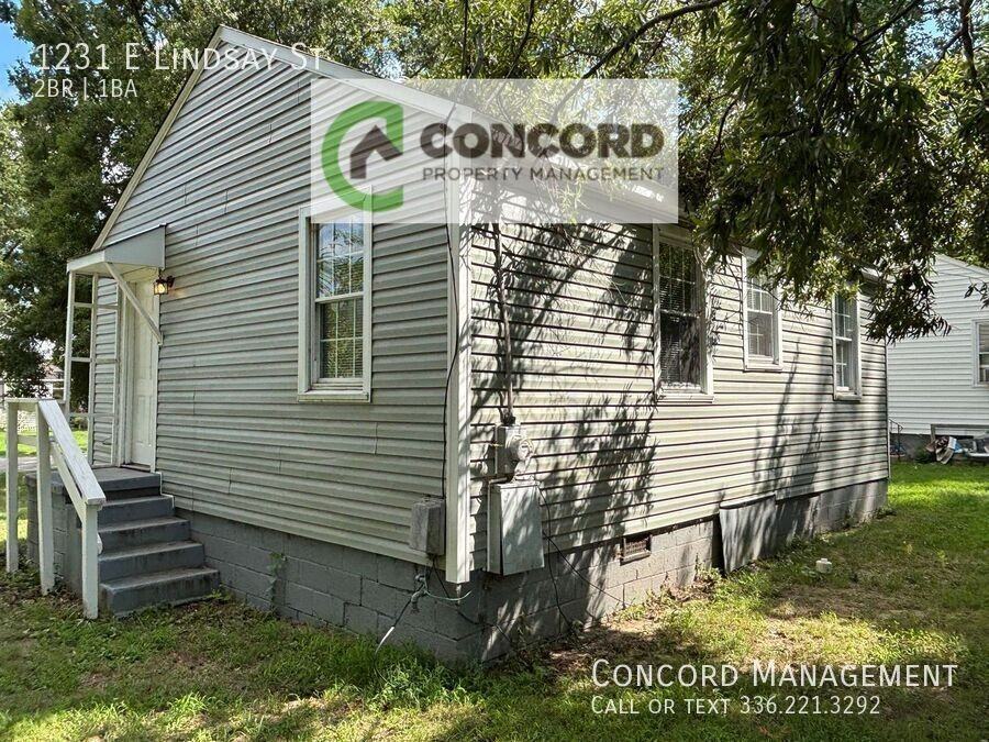 1231 E Lindsay St - Photo 3 of 14