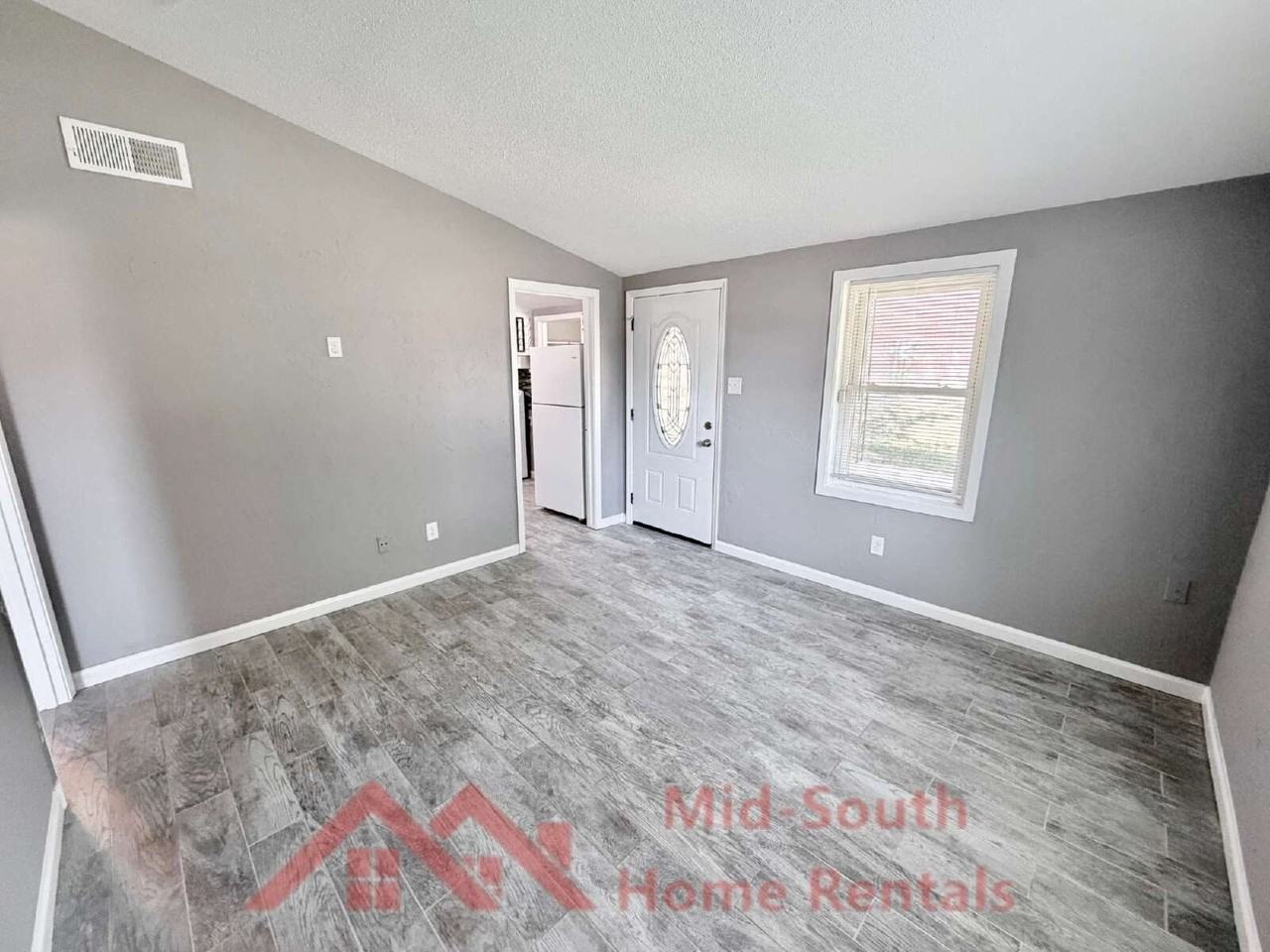 1775 Colonial Hills Dr - Photo 6 of 24
