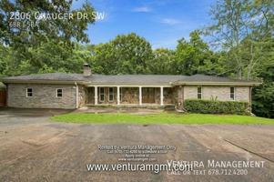 featured image of 2806 Chaucer Dr Sw