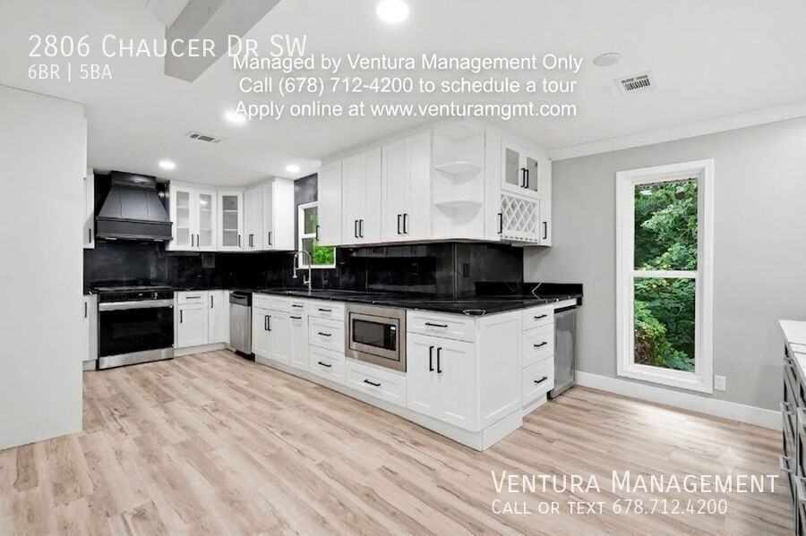 2806 Chaucer Dr Sw - Photo 3 of 20