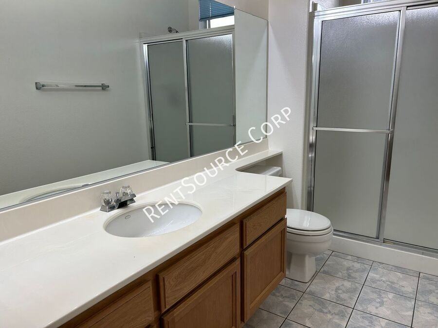 3210 Lantana Ct - Photo 7 of 36