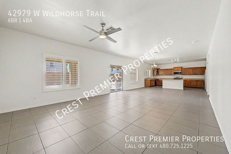 42979 W Wild Horse Trl - Photo 5 of 34
