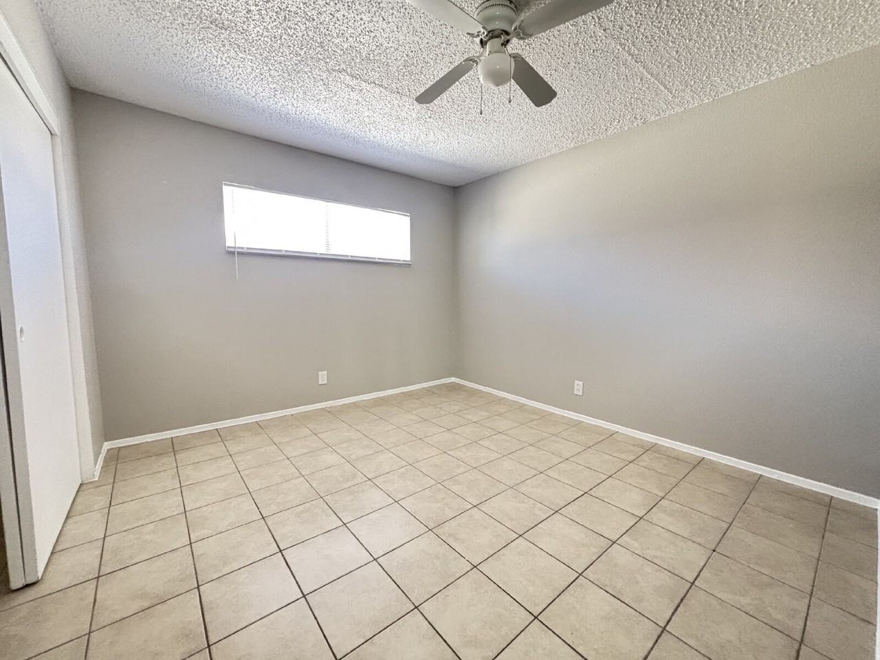 3350 Cambridge St #4 - Photo 5 of 6