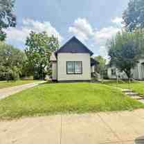 225 Trowbridge St - Photo 1 of 1