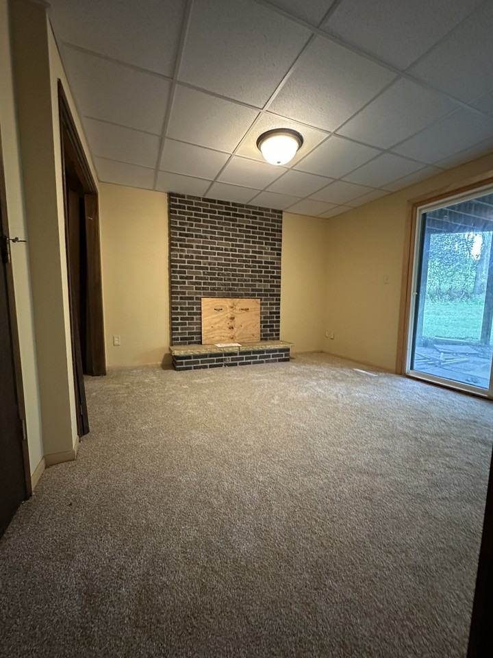 9925 170th St E - Photo 6 of 10