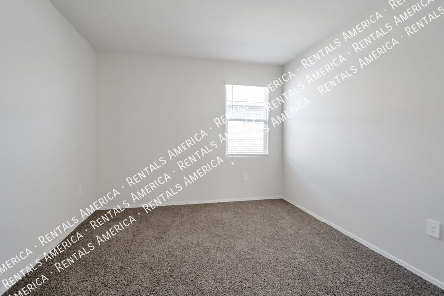 4655 W Basil Ave - Photo 7 of 15