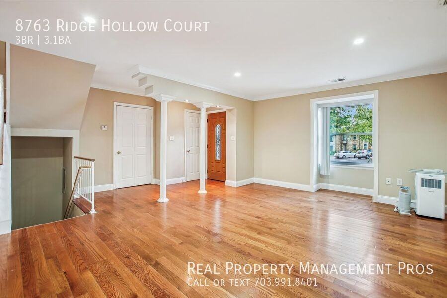 8763 Ridge Hollow Ct - Photo 5 of 31