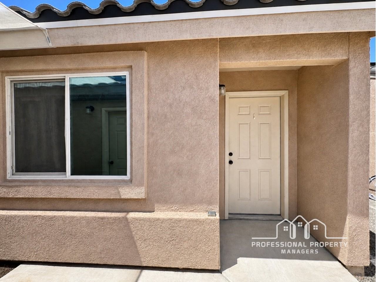 7334 E 39th Pl - Photo 3 of 16