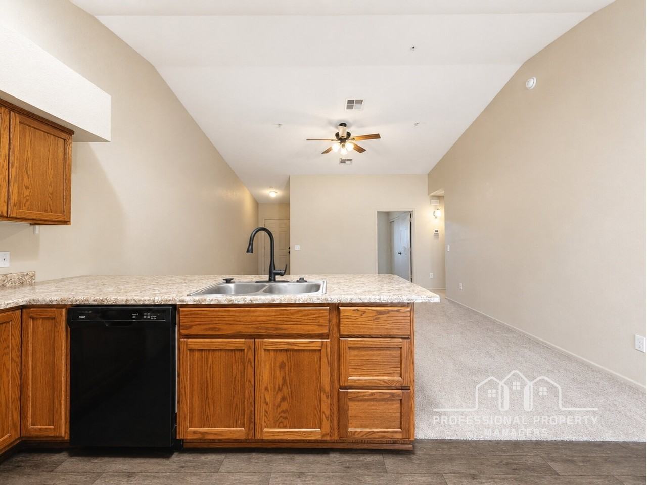 7334 E 39th Pl - Photo 4 of 16