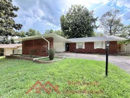 featured image of 3831 Hermitage Dr