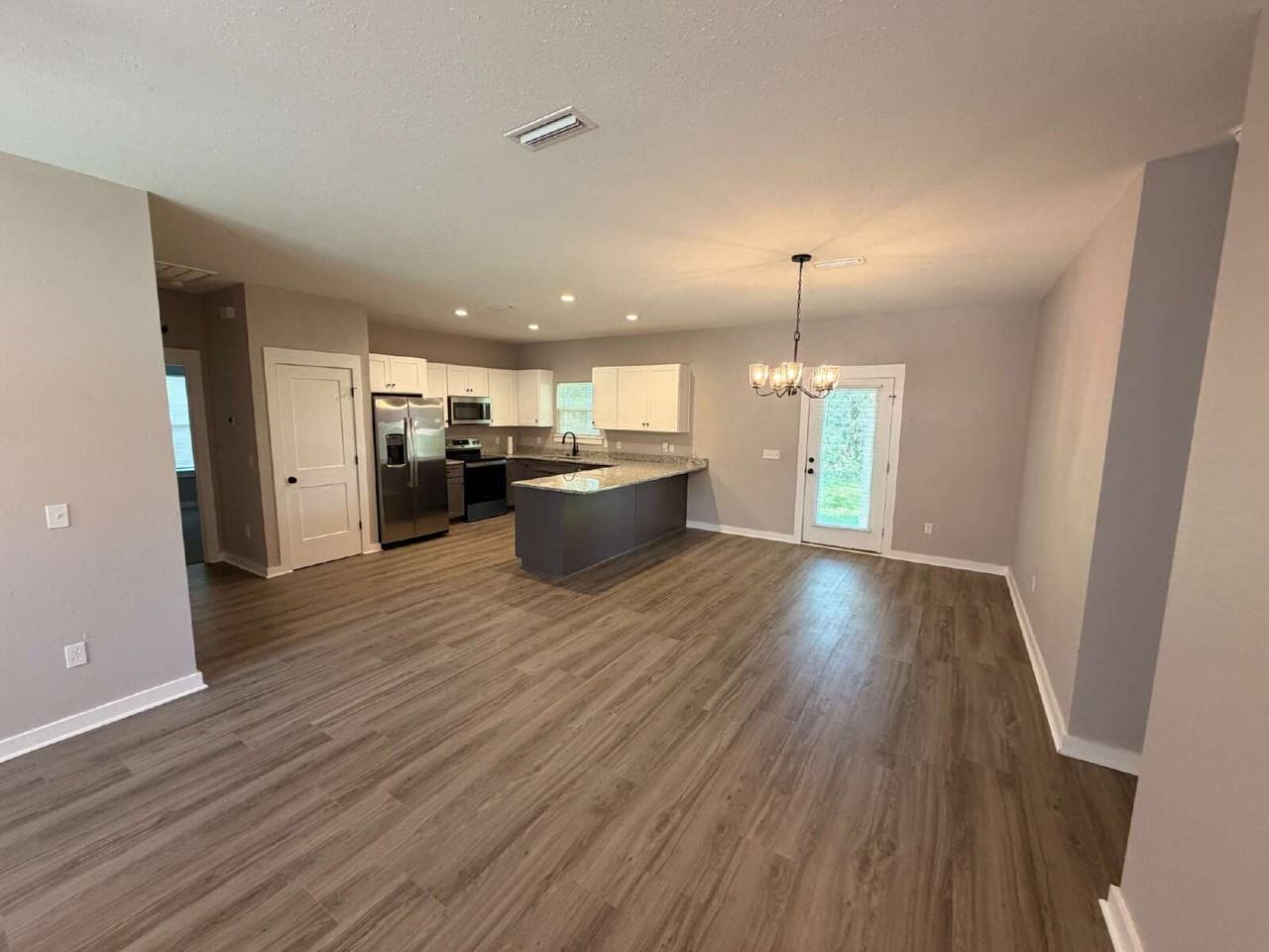23 Blair Ln - Photo 2 of 18