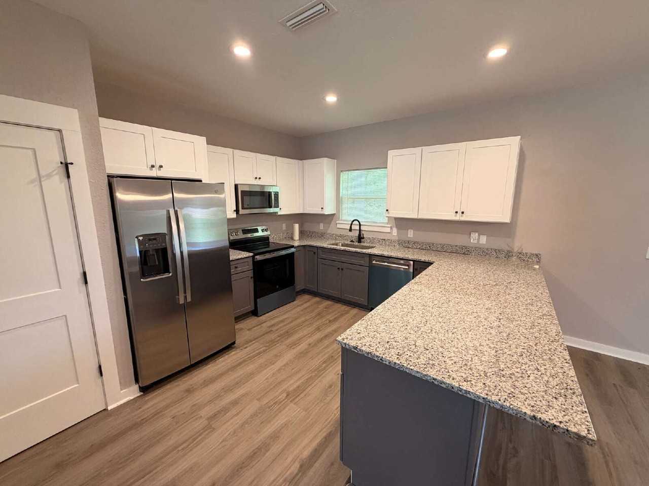 23 Blair Ln - Photo 3 of 18