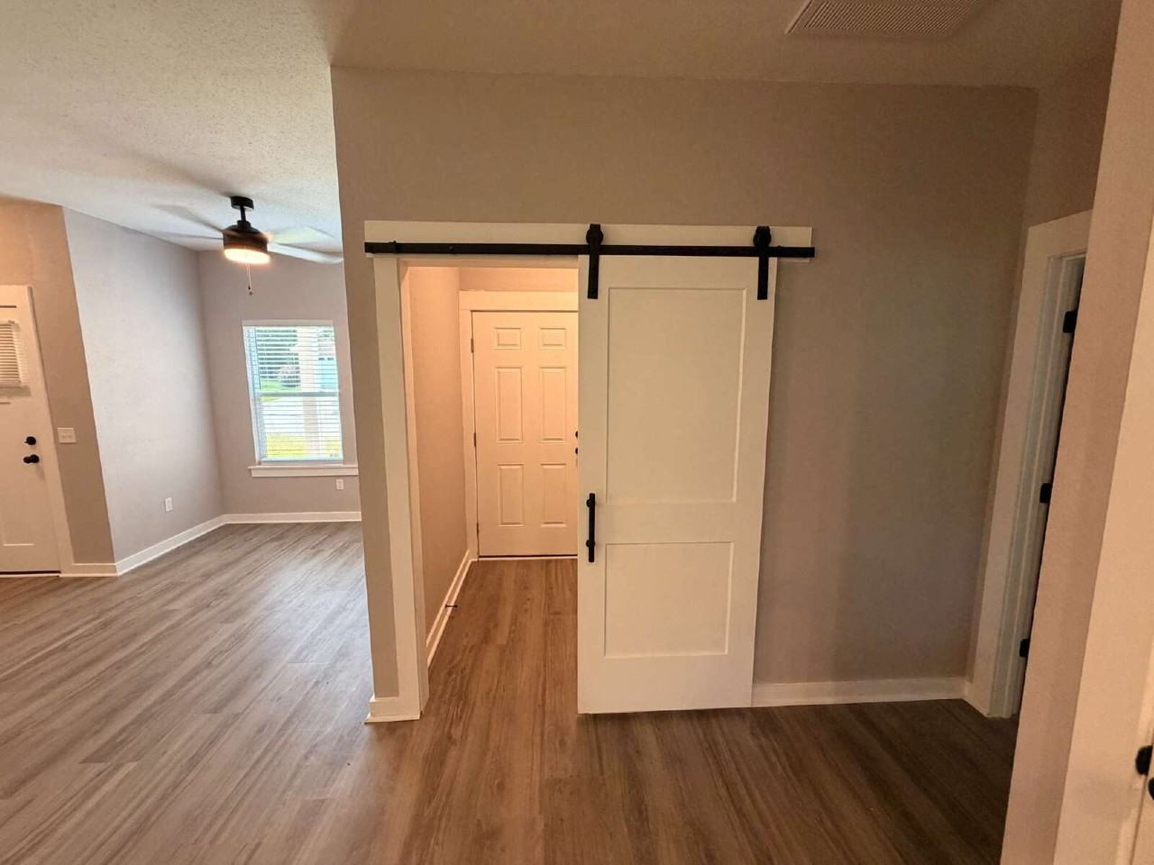 23 Blair Ln - Photo 4 of 18