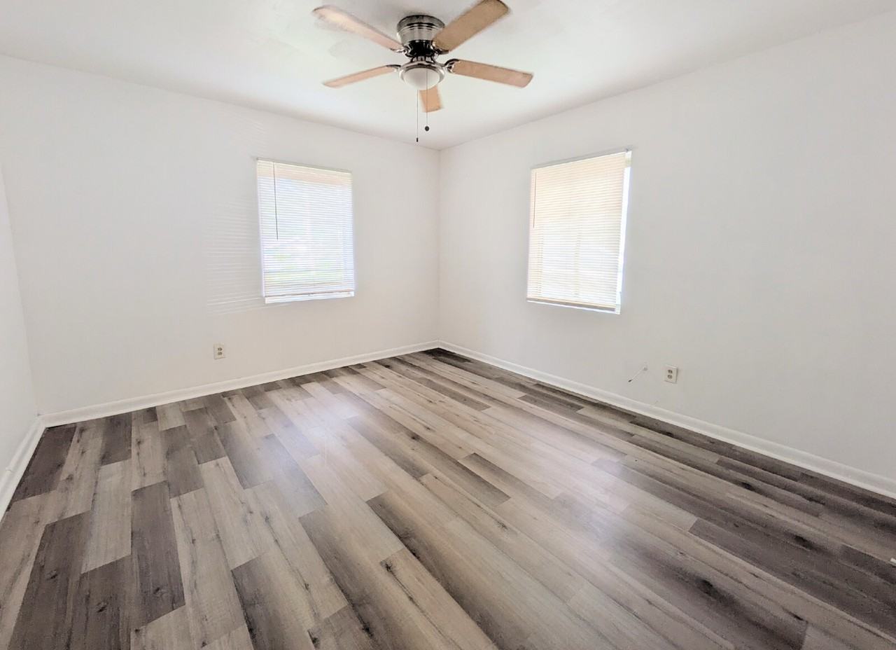 7436 Grant Ave - Photo 6 of 11