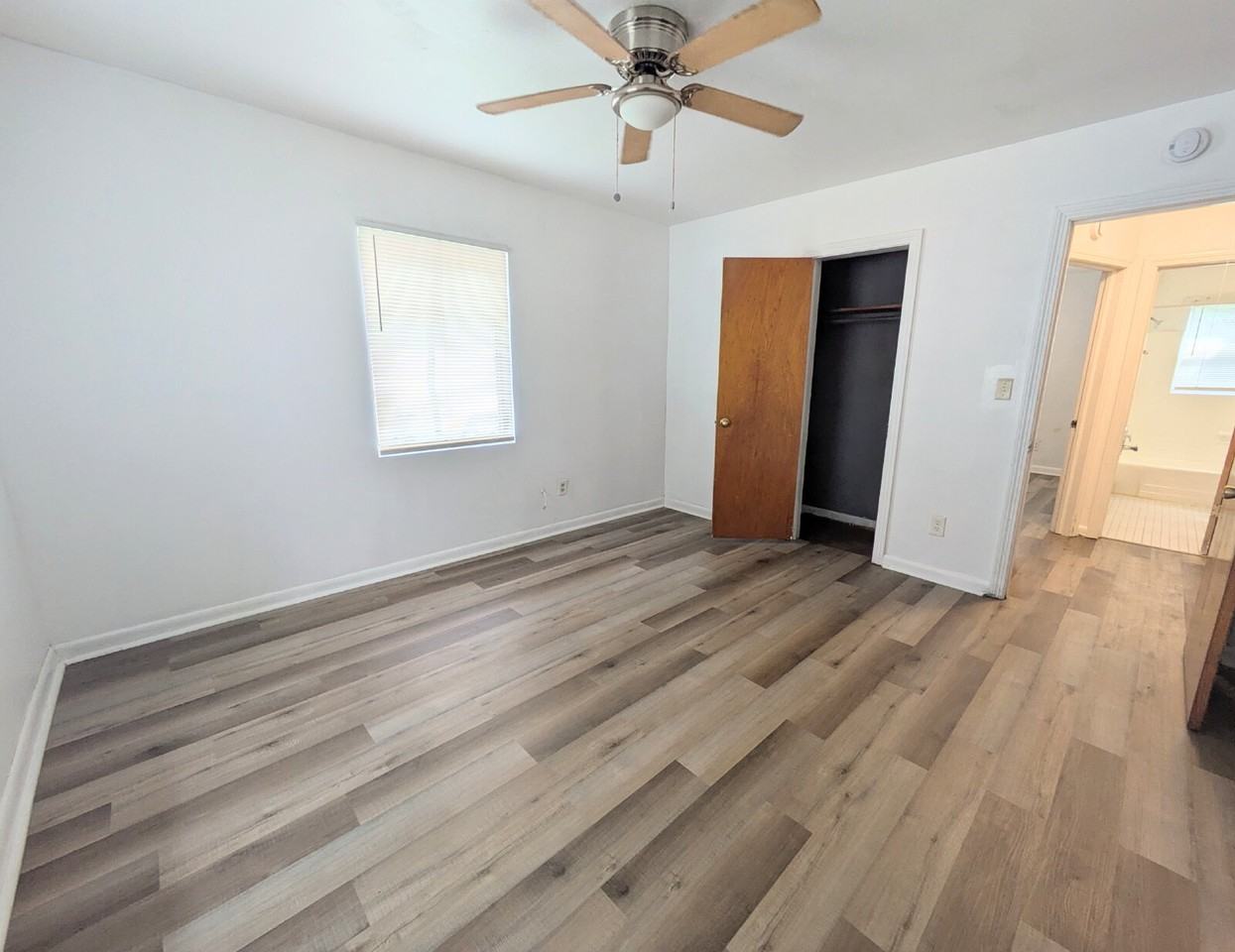 7436 Grant Ave - Photo 7 of 11