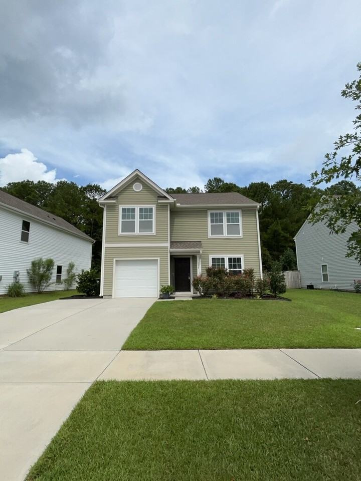 114 Rockingham Way