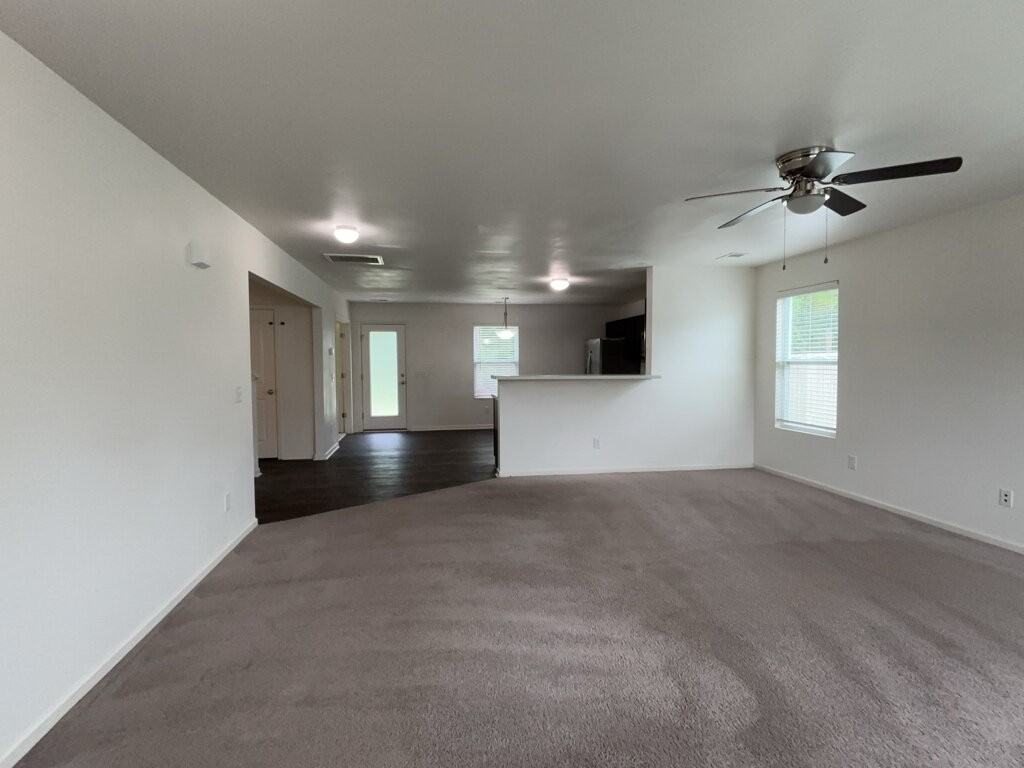 114 Rockingham Way - Photo 4 of 29