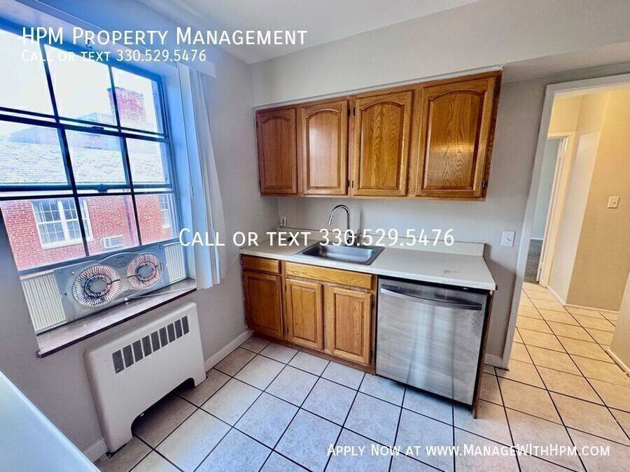 15725 Van Aken Blvd #M108 - Photo 3 of 8