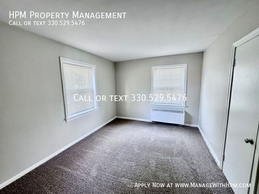 15725 Van Aken Blvd #M108 - Photo 7 of 8