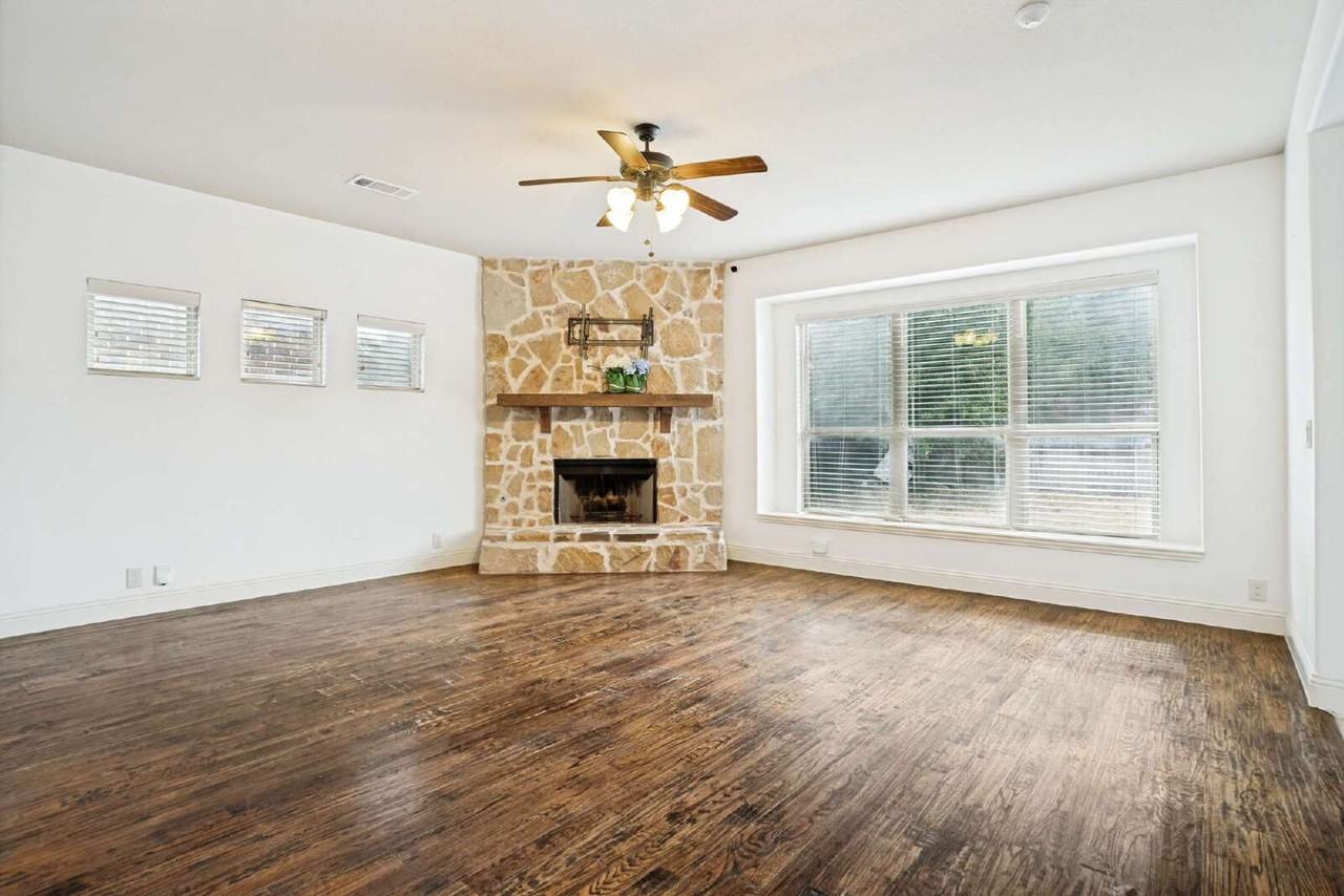 1204 E Shawnee Dr - Photo 3 of 26
