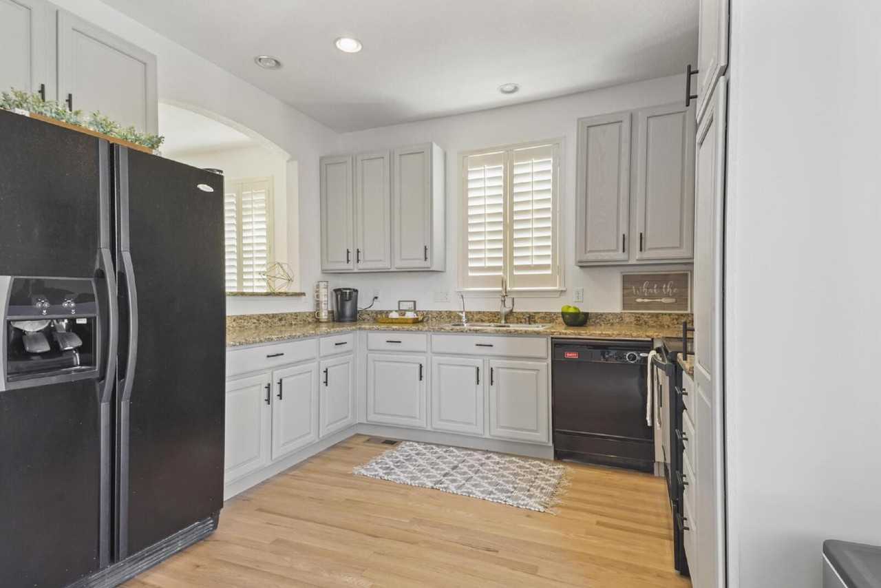 9558 Pearl Cir #106 - Photo 7 of 21