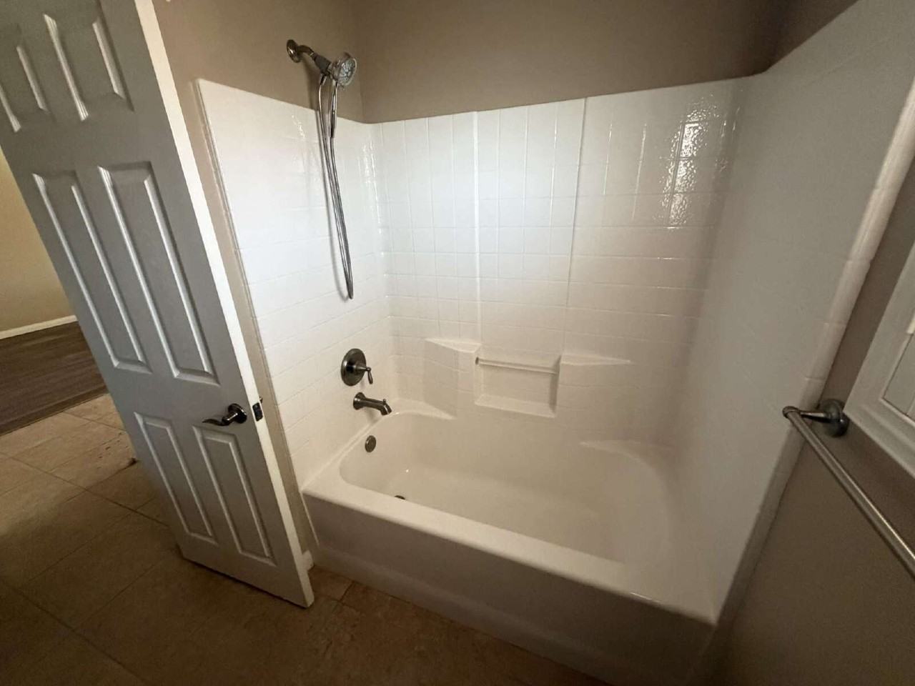 10903 Corbett Canyon Dr - Photo 5 of 14