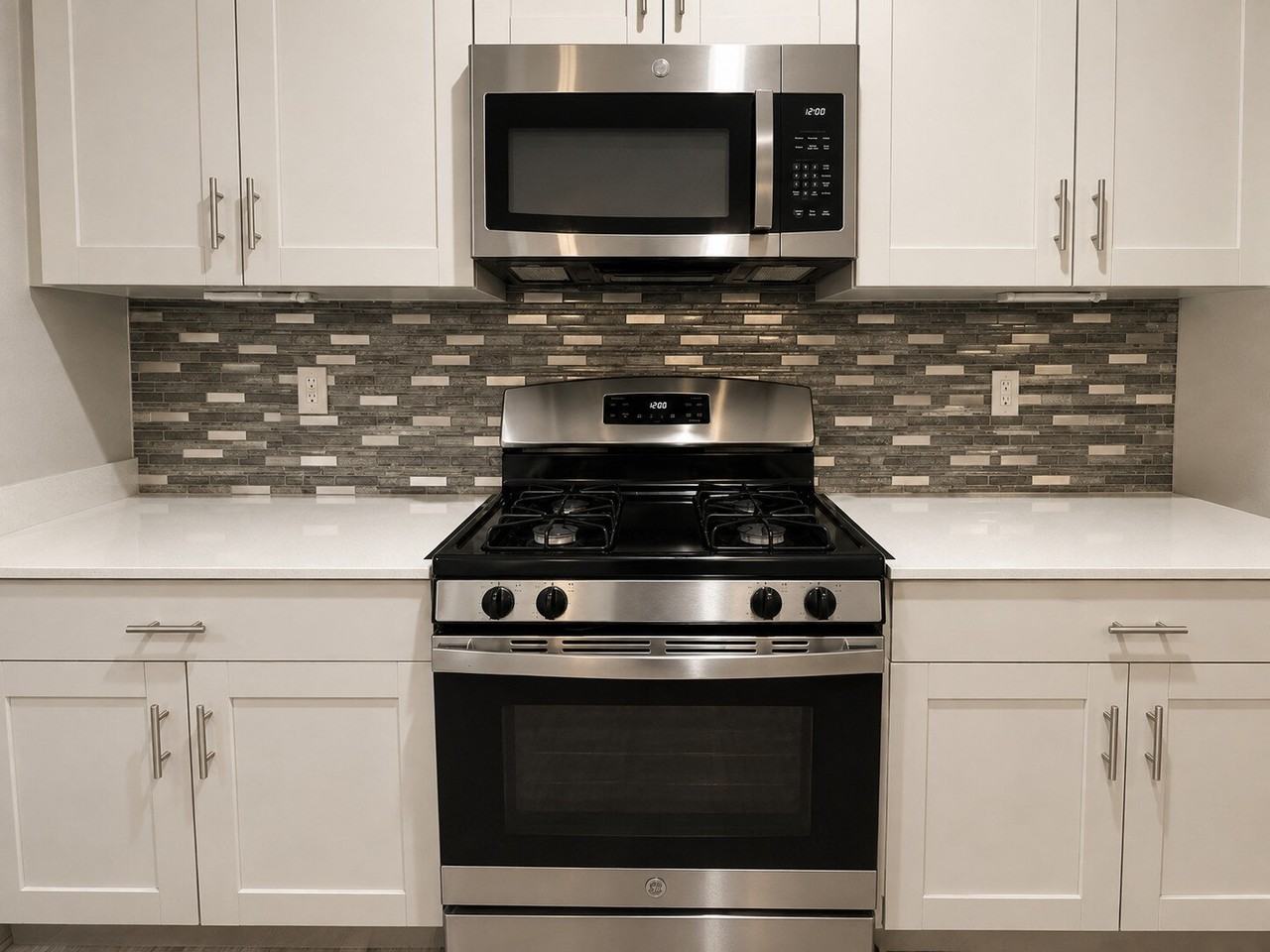 13029 Oak Hill Way - Photo 5 of 18