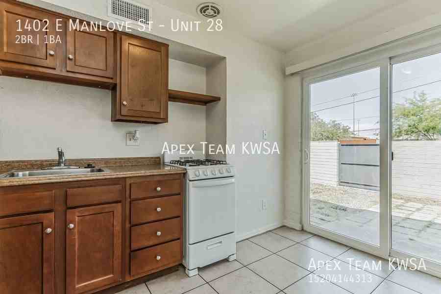 1402 E Manlove St #28 - Photo 5 of 31