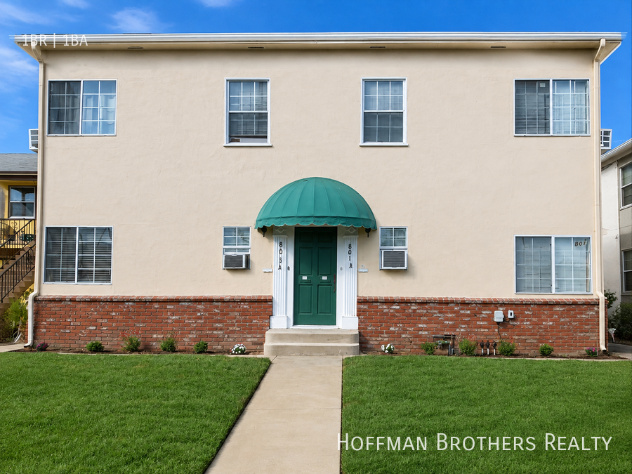 805 W Glenoaks Blvd #807 - Photo 3 of 17