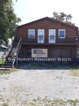 209 E Division St #B - Photo 1 of 1