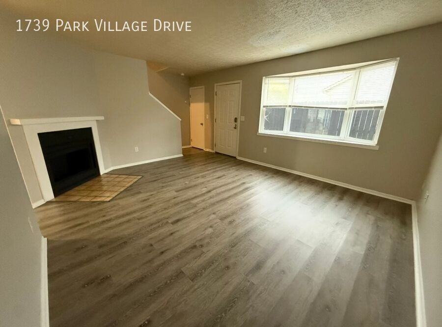 1739 Park Village Dr - Photo 2 of 31