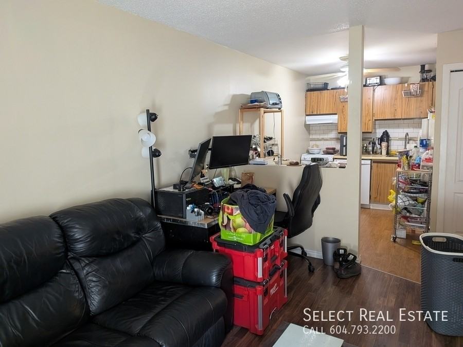 45749 Spadina Ave #203 - Photo 6 of 13