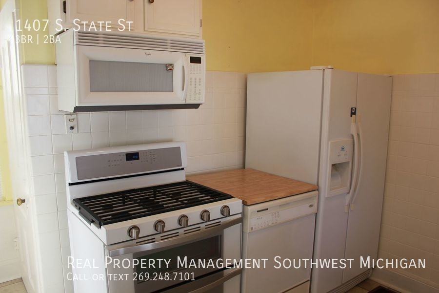 1407 S State St - Photo 5 of 18