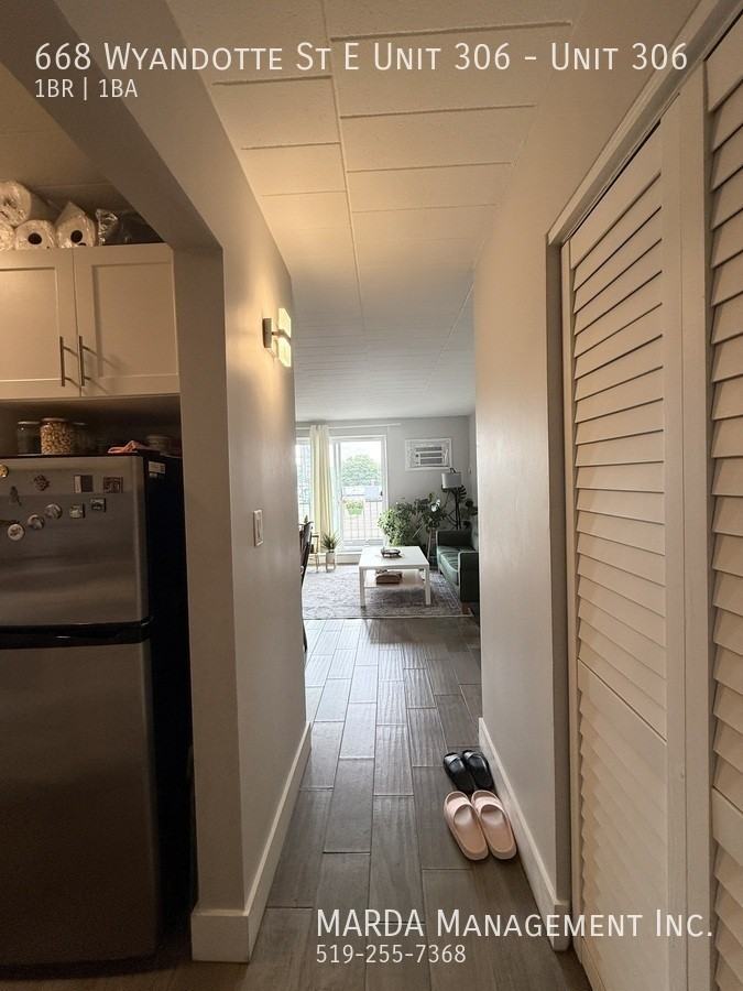 668 Wyandotte St E Unit 306 #306 - Photo 4 of 28