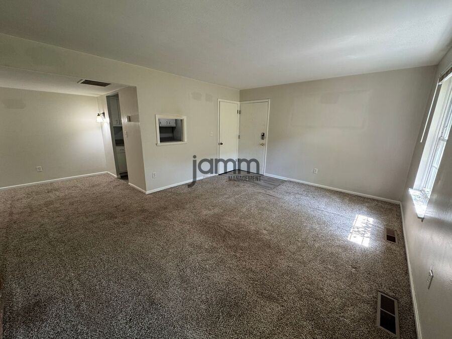 7025 Carriage Hill Dr #101 - Photo 5 of 14