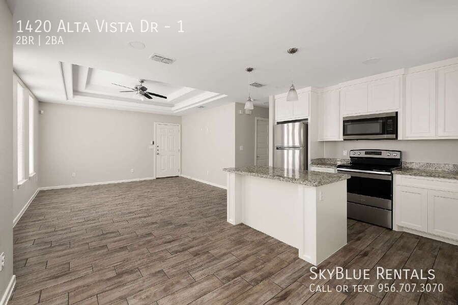 1420 Alta Vista Dr #1 - Photo 3 of 9