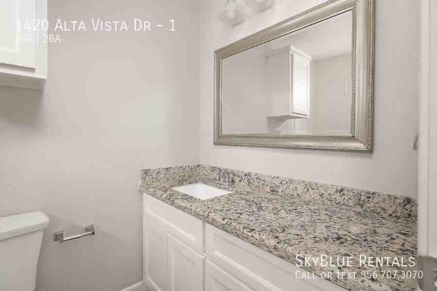 1420 Alta Vista Dr #1 - Photo 7 of 9