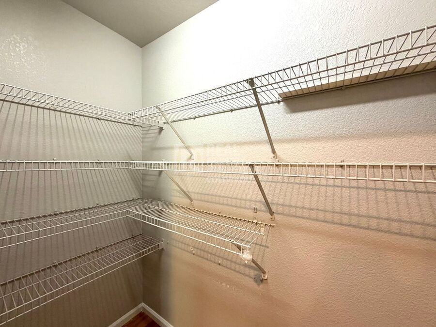 7881 S Kalispell Cir - Photo 5 of 17