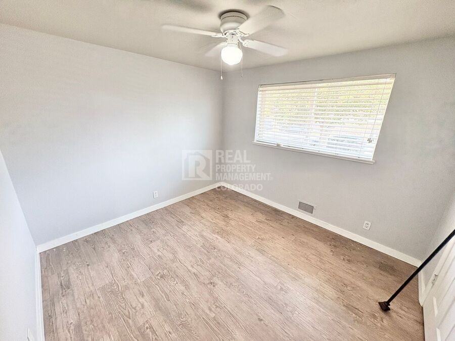 315 Galena St - Photo 7 of 25