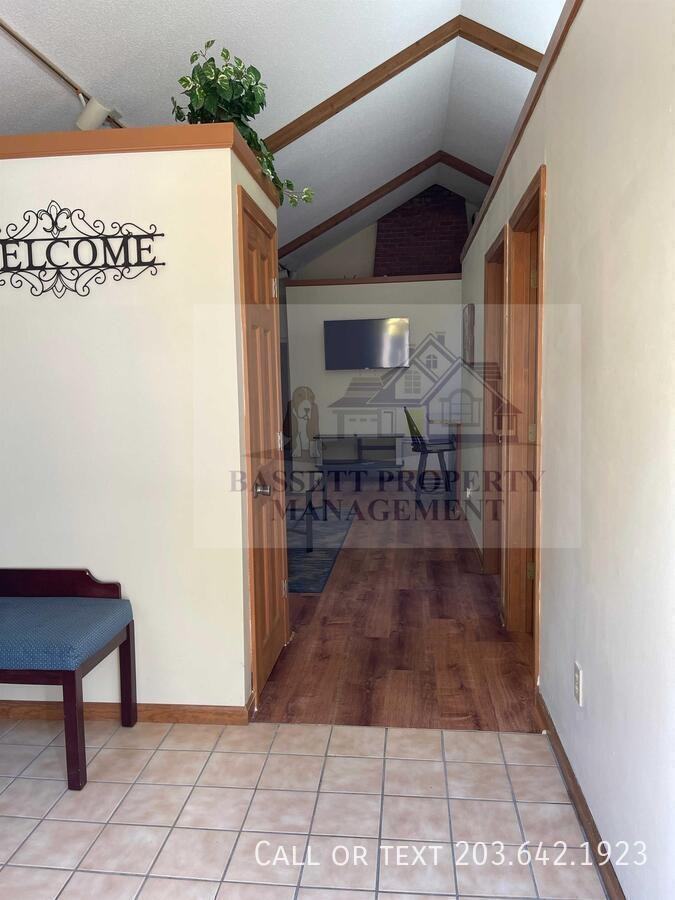 3320 Dixwell Ave - Photo 3 of 38