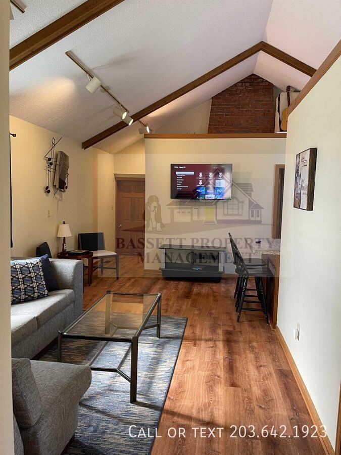 3320 Dixwell Ave - Photo 7 of 38