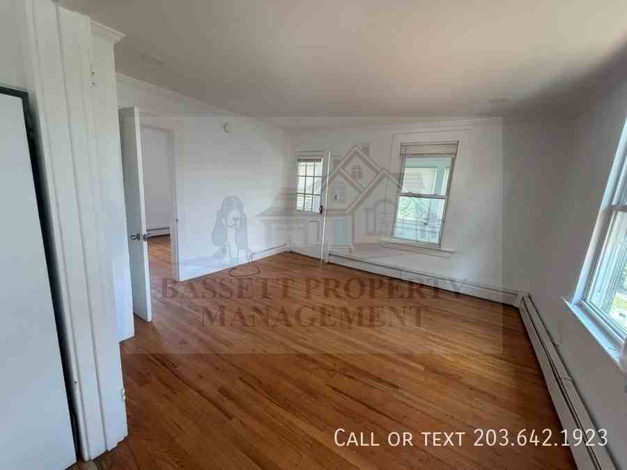 25 New St Apt 2nd - Photo 5 of 13