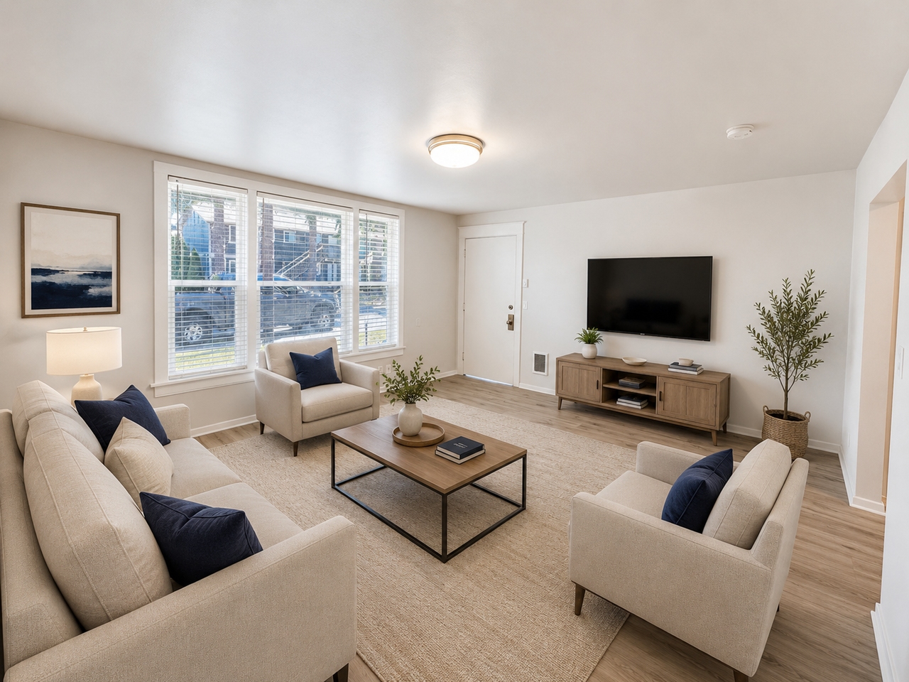 1532 Walnut St - Photo 2 of 30