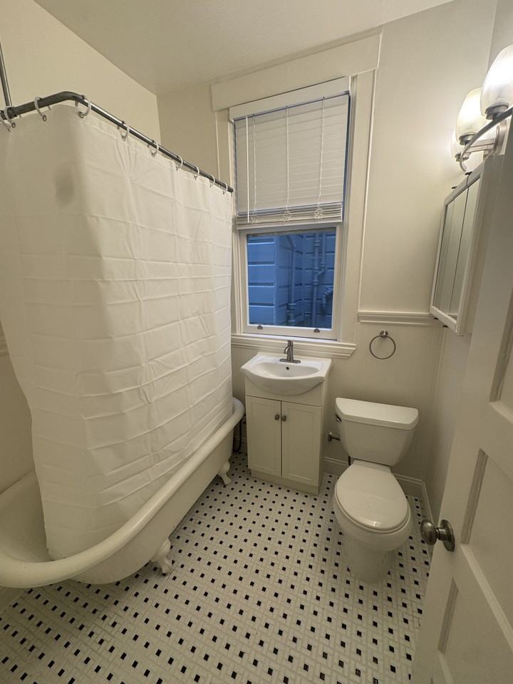 45 Pearl St #45 - Photo 7 of 9