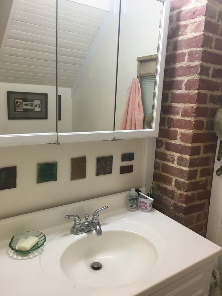 20 Washington Pl - Photo 3 of 8