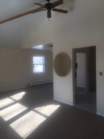 171 Bellerose Ave - Photo 3 of 5