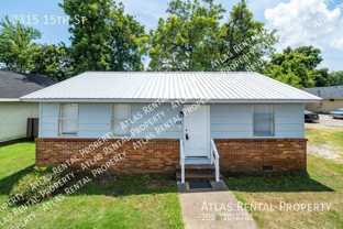 3315 15th St - Photo 1 of 1